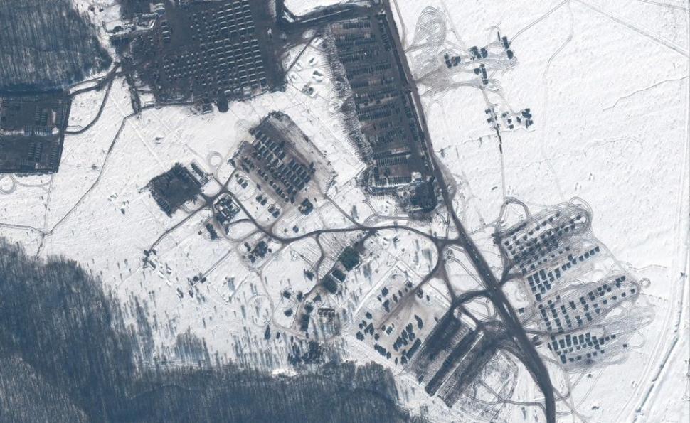 Rusia anunță noi retrageri din Crimeea. Ministru britanic: "Rusia este mai aproape de război cu Ucraina" 751390