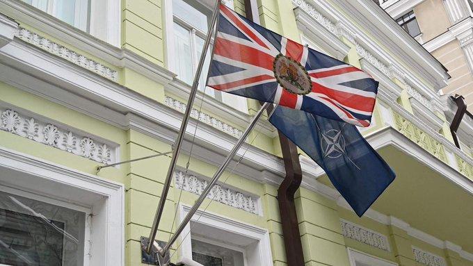 Marea Britanie își mută temporar ambasada de la Kiev |  Rusia ar putea viza oponenții politici, spune un fost oficial SUA
