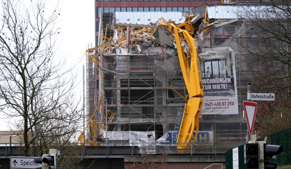 Cicloanele Zeynep și Eunice au devastat Europa și Marea Britanie. Cel puțin 14 oameni au murit. Meteorlogii avertizează: "Nu s-a terminat!" 751822