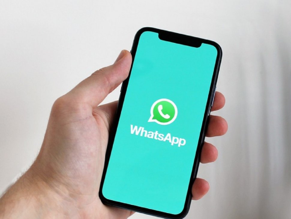 9 funcții ascunse ale WhatsApp care te ajută să comunici mai ușor
