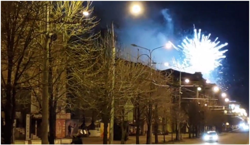 Separatiștii din Donbas sărbătoresc cu focuri de artificii recunoașterea independenței