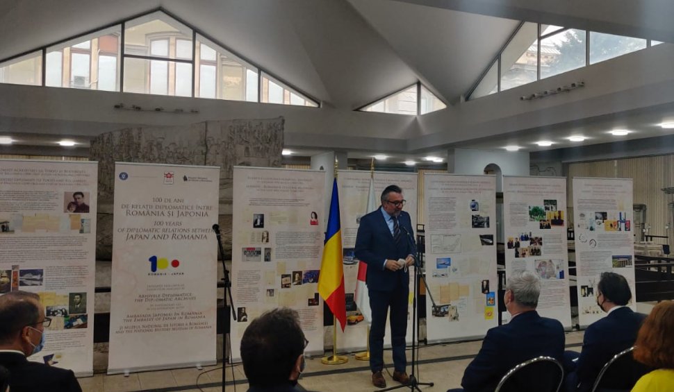 Ministrul Culturii, Lucian Romașcanu, a participat la deschiderea expoziției „100 de ani de relații diplomatice între România și Japonia”