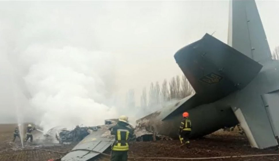 Un avion militar al Forțelor Armate ale Ucrainei s-a prăbușit. La bord se aflau 14 persoane