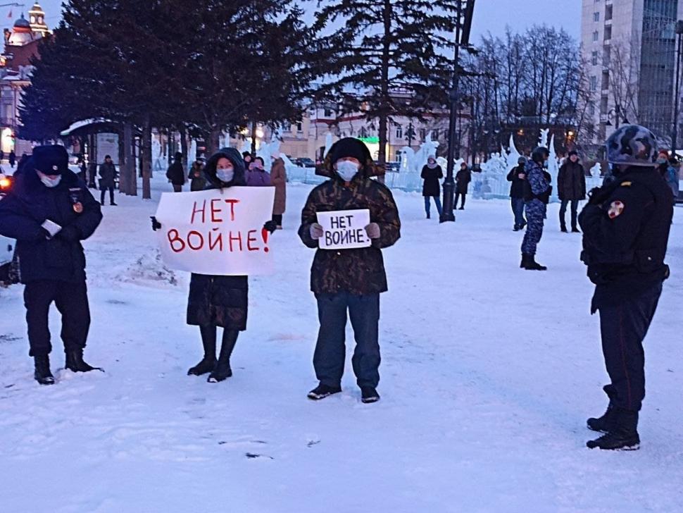 Rușii îl sfidează pe Vladimir Putin | Proteste anti-război în Siberia, în centrul și sud-vestul Rusiei 752757