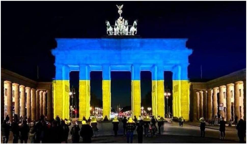 Mii de oameni din întreaga lumea au ieșit în stradă: ”Suntem alături de Ucraina” 753019