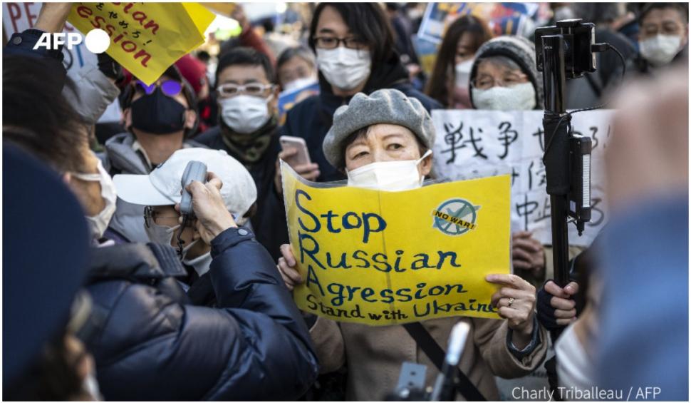 Mii de oameni din întreaga lumea au ieșit în stradă: ”Suntem alături de Ucraina” 753024