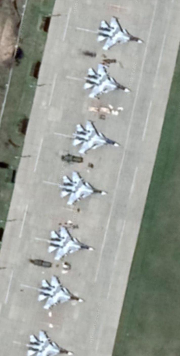 SUA au estimat în cât timp va cădea Kievul | O rachetă s-a înfipt în stradă, în capitala ucraineană | Trupele Kievului ar fi lovit aerodromul rus Millerovo 752931