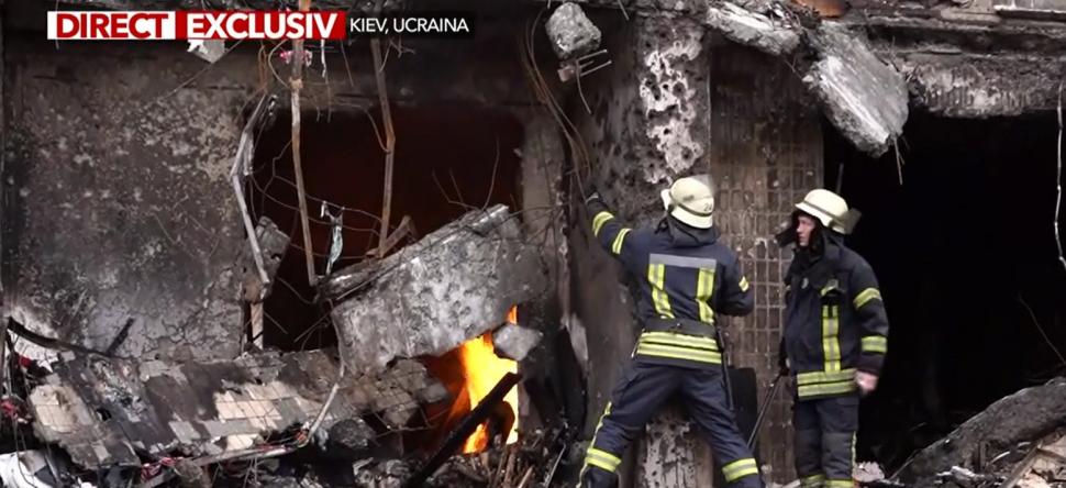 Trimisul special Antena 3 în Ucraina, date în timp real de pe linia frontului | "Este ziua doi de război, un război pe care Rusia l-a pornit asupra țării vecine pașnice" 752842