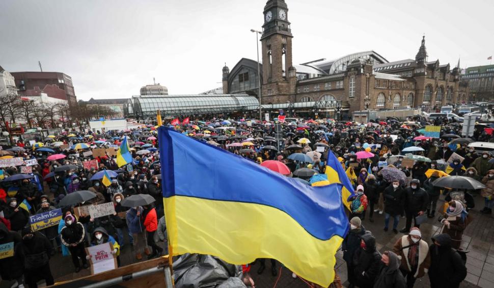 Oamenii din întreaga lume protestează pe străzi împotriva războiului din Ucraina: "Stop războiului! Stop Putin!" 753141