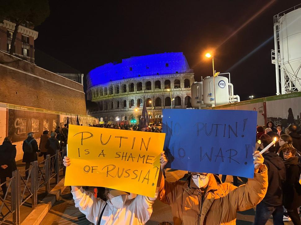 Oamenii din întreaga lume protestează pe străzi împotriva războiului din Ucraina: "Stop războiului! Stop Putin!" 753147