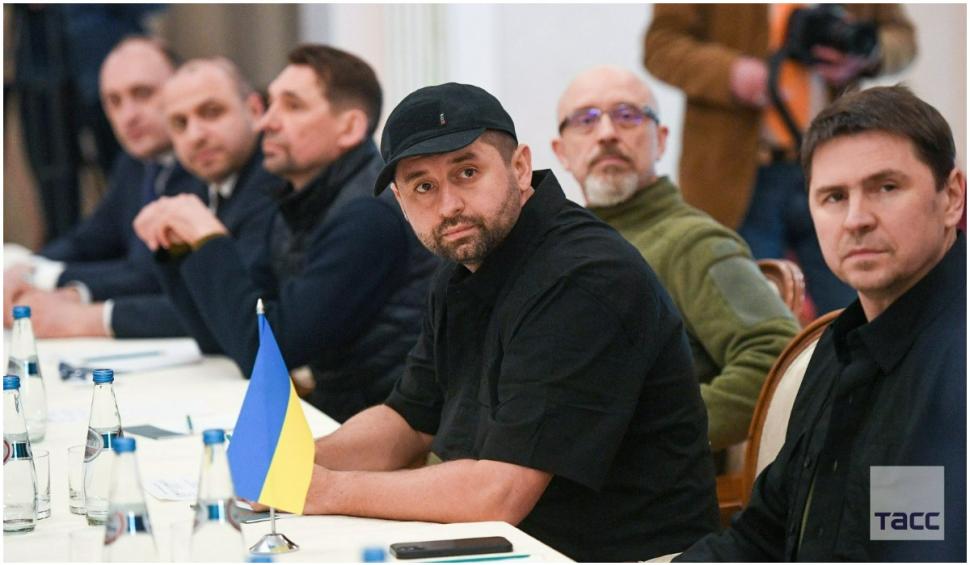 Au început negocierile între Rusia și Ucraina 753436