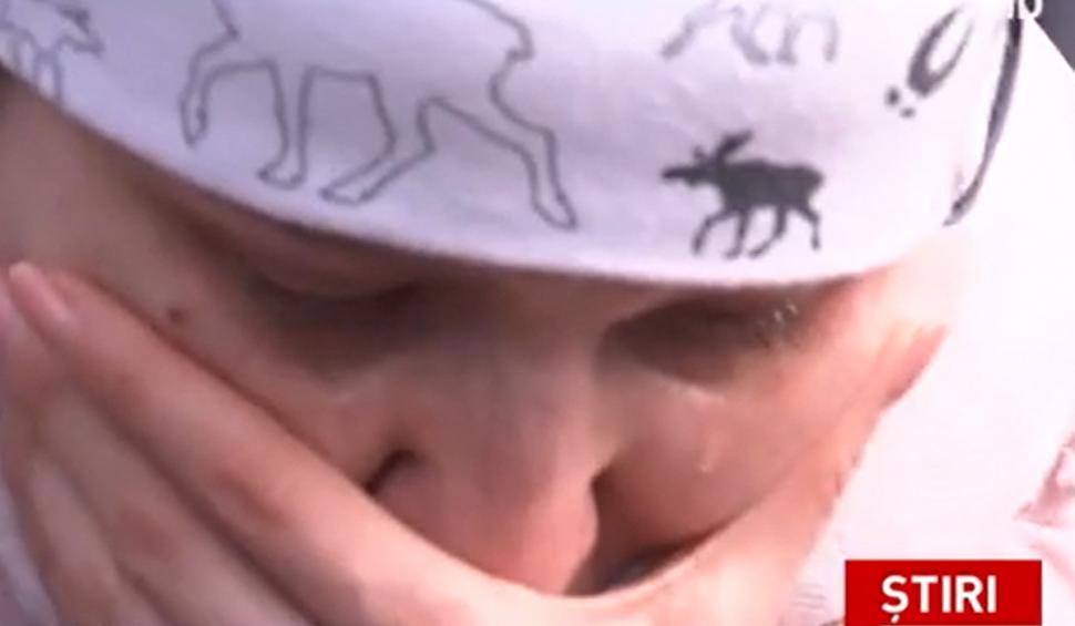 Imagini din gara disperării din Lvov | Mame cu bebeluşi în braţe imploră să fie luate în trenul salvării 753510