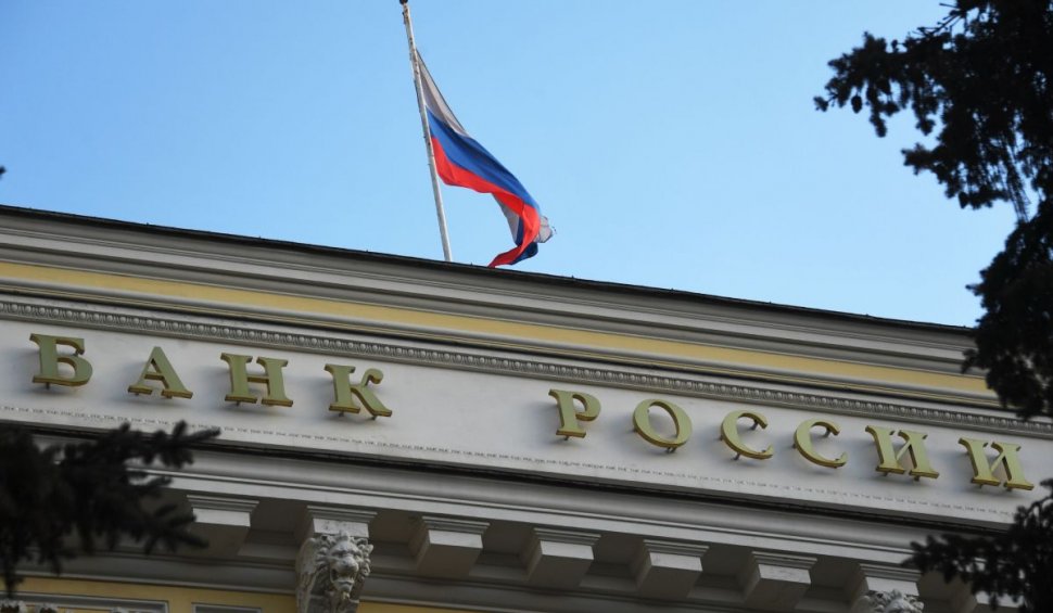 Mai mult de jumătate din rezervele băncii centrale a Rusiei vor fi blocate de noile sancțiuni ale UE