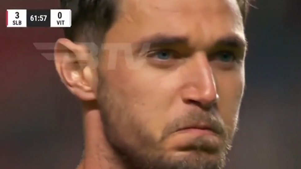 Roman Yaremchuk a izbucnit în lacrimi pe teren în timp ce era ovaționat de întreg stadionul 