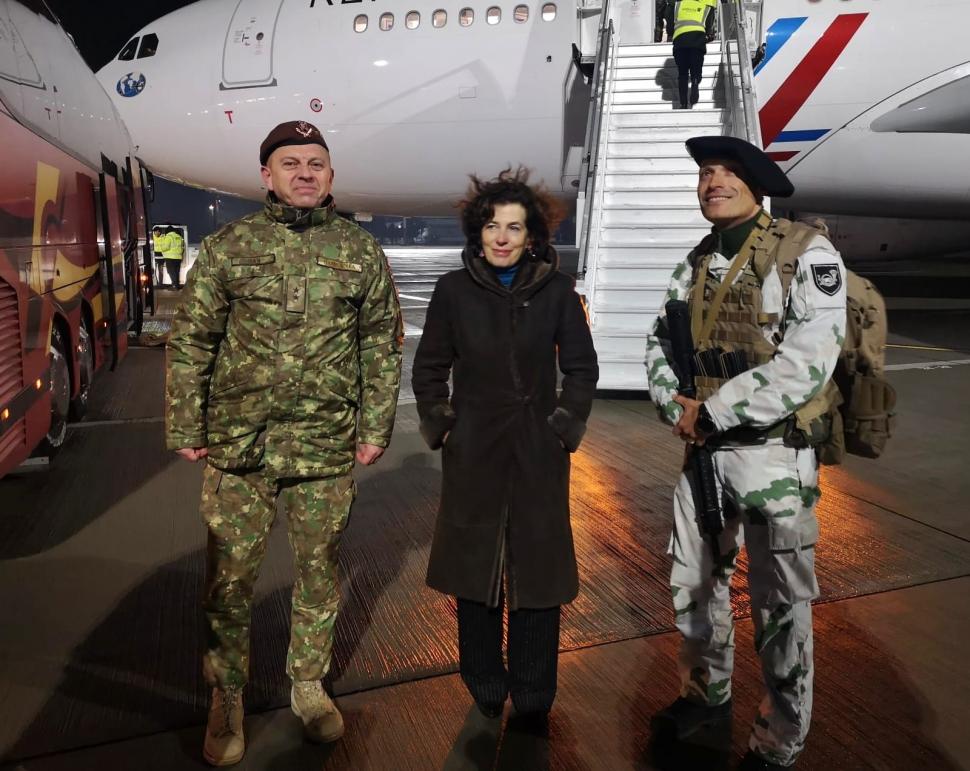 Peste 200 de militari francezi au ajuns în România. Ambasadoarea Laurence Auer: "Este o Forţă care va rămâne cu titlu permanent" 753772