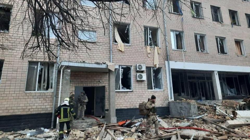 Război în Ucraina | Ruşii au atacat şi invadat capitala Kiev, cinci oameni au murit în urma unui bombardament | Antena 3 transmite LIVE 24 din 24 752667