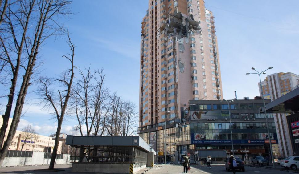 Război în Ucraina | Ruşii au atacat şi invadat capitala Kiev, cinci oameni au murit în urma unui bombardament | Antena 3 transmite LIVE 24 din 24 753172