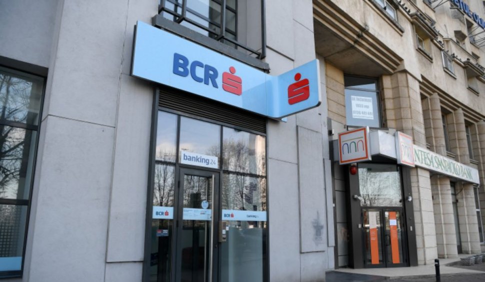 BCR, în sprijinul refugiaților din Ucraina: Este prima bancă din România care schimbă grivne în lei