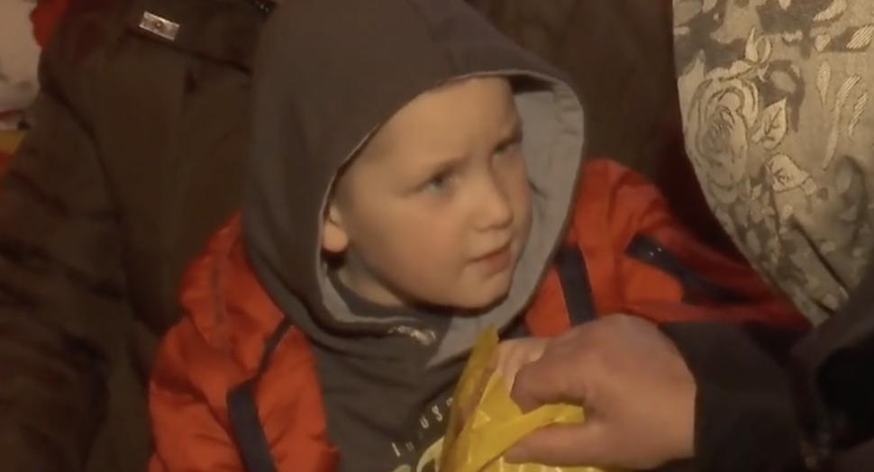 Bebeluș de o lună în corturile de la Vama Siret: ”Aveți o inimă mare în România. Ne-ați ajutat mai mult decât ar trebui” 753923