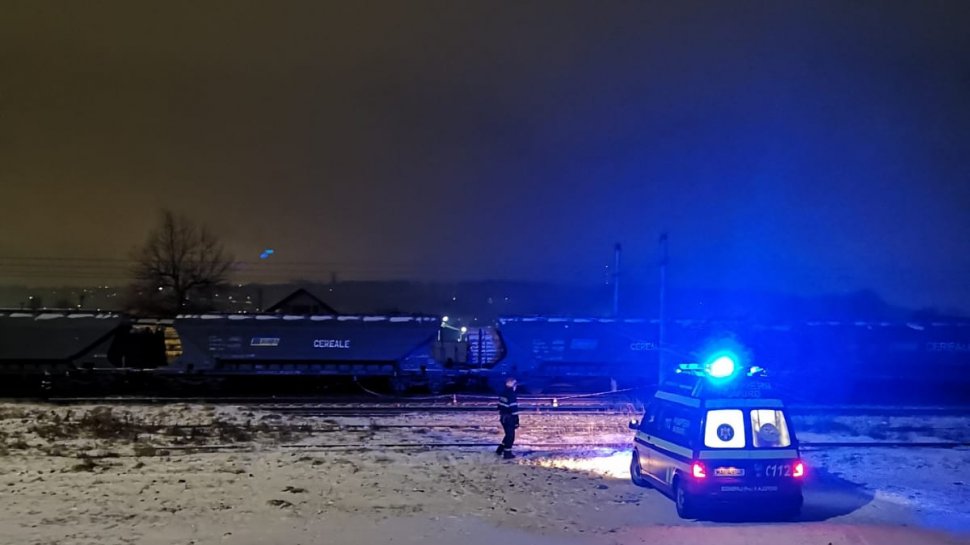 Un tânăr din Ucraina și o fată din Republica Moldova au fost electrocutați într-o gară din Suceava. Tânăra a murit pe loc