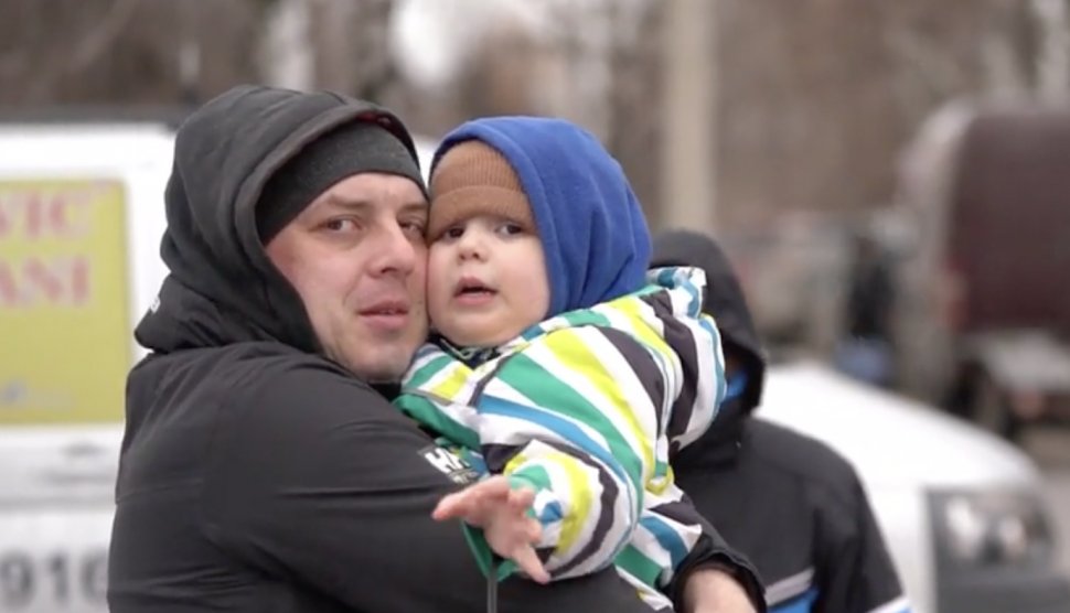O familie din Kiev a venit în România pentru a-și salva copilul bolnav de cancer