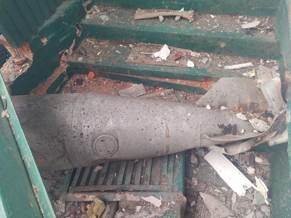 Un pilot rus de bombardier, lăudat de Vladimir Putin, s-a prăbuşit în Cernihiv şi a fost capturat de ucraineni 754621