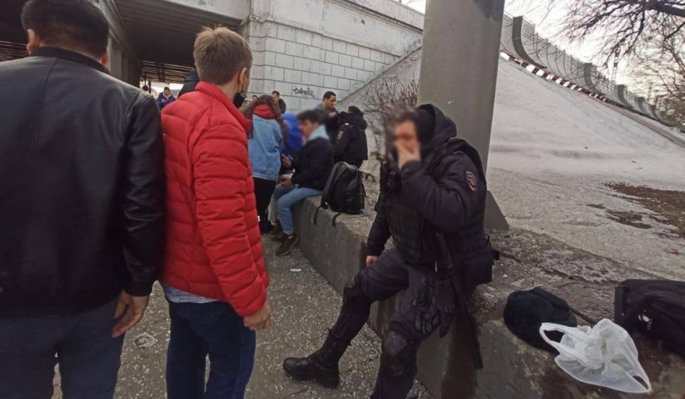 Momentul în care o dubă plină cu protestatari arestați s-a răsturnat, în Moscova 754787