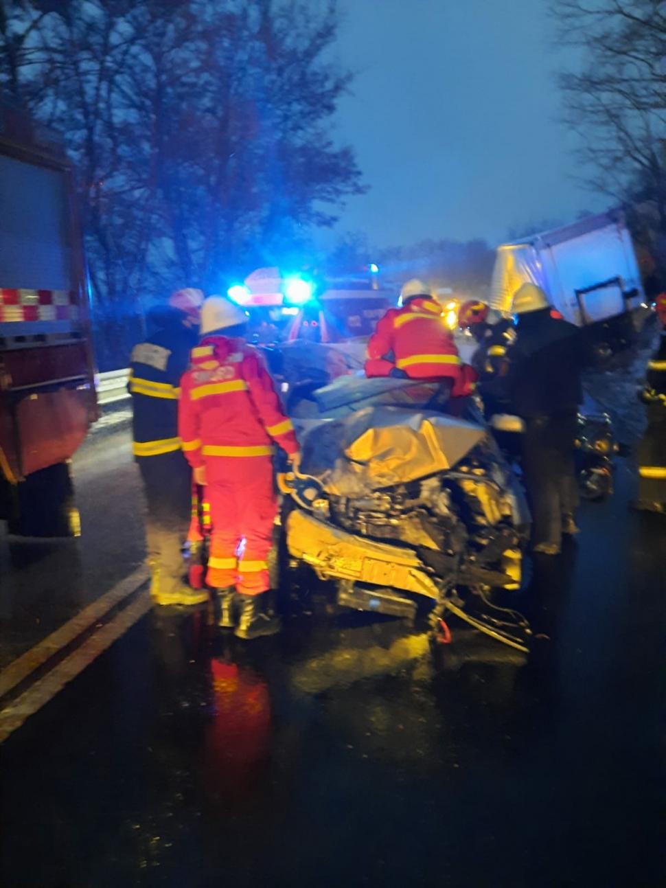 O femeie și un bărbat au murit într-un accident cumplit produs în județul Bacău 754958