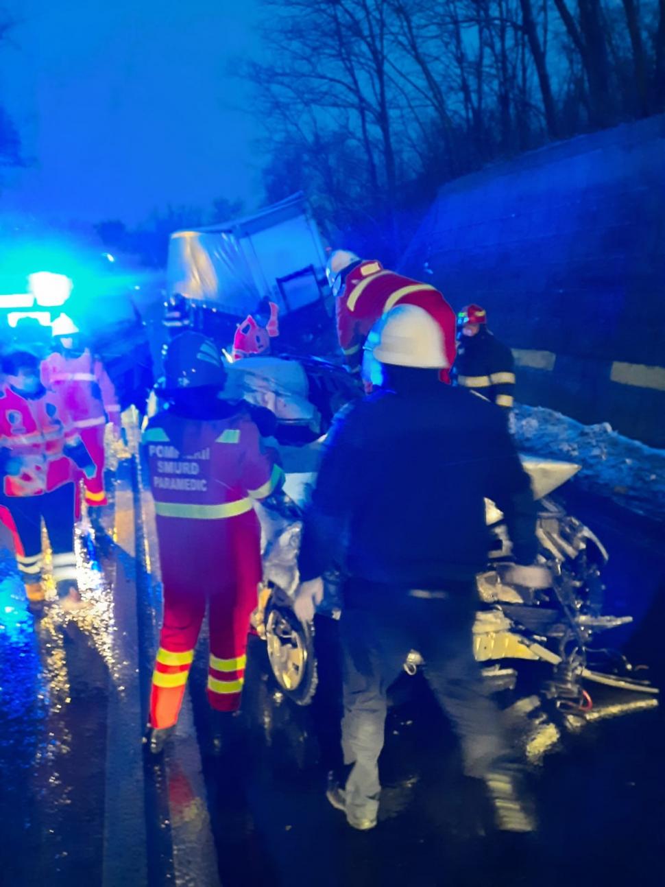 O femeie și un bărbat au murit într-un accident cumplit produs în județul Bacău 754959