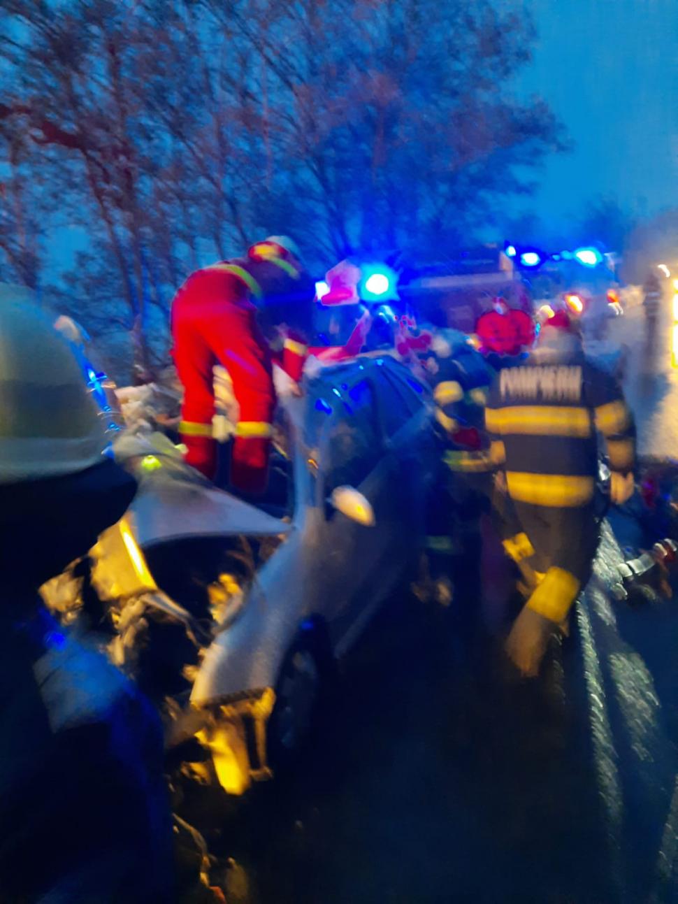 O femeie și un bărbat au murit într-un accident cumplit produs în județul Bacău 754960