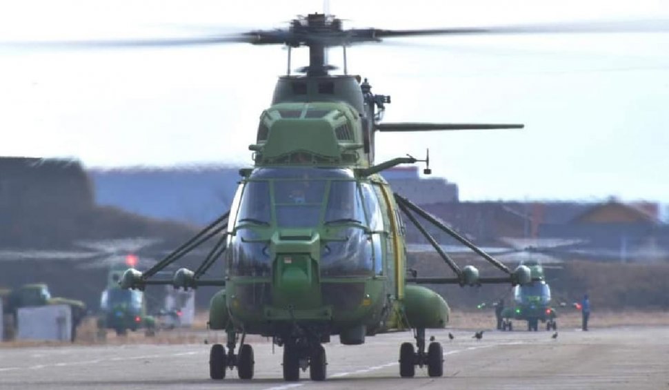 MApN: Alte cinci elicoptere ucrainene au ajuns în România pentru reparații