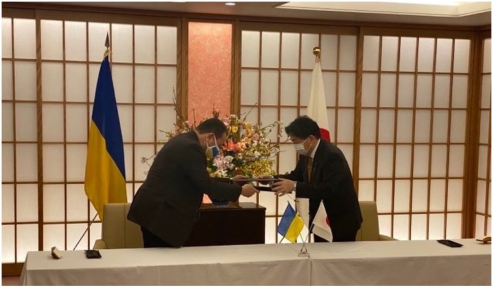 Japonia donează pentru prima dată în istorie echipamente de protecție pentru forțele armate din Ucraina