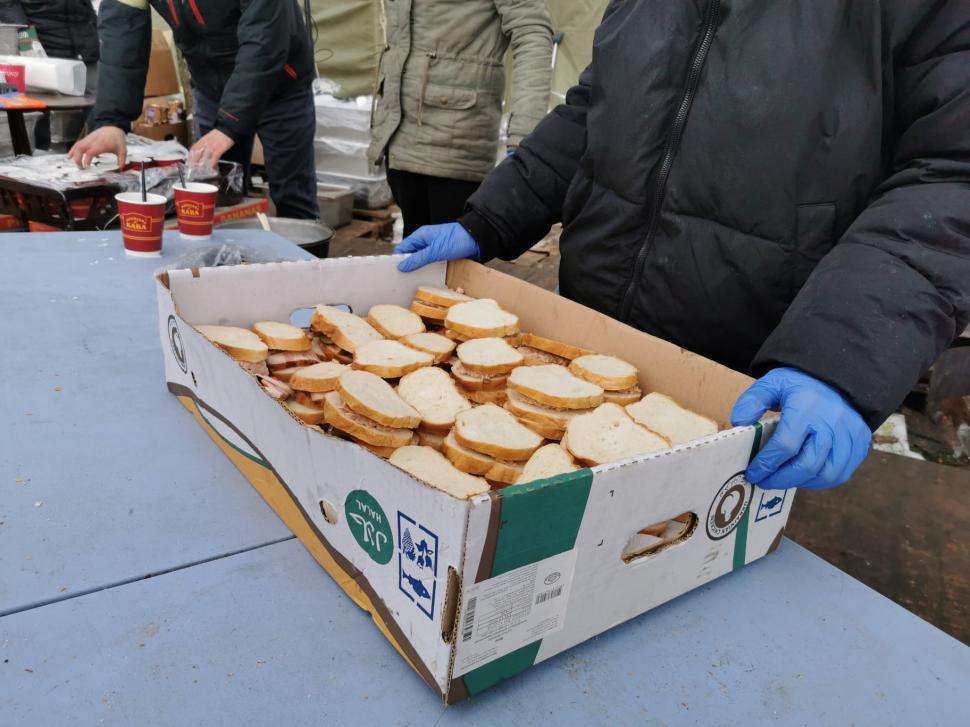 Speranţă şi solidaritate în Lvov, un oraș istoric din vestul Ucrainei, transformat acum de voluntari într-un uriaș centru de primire 755408