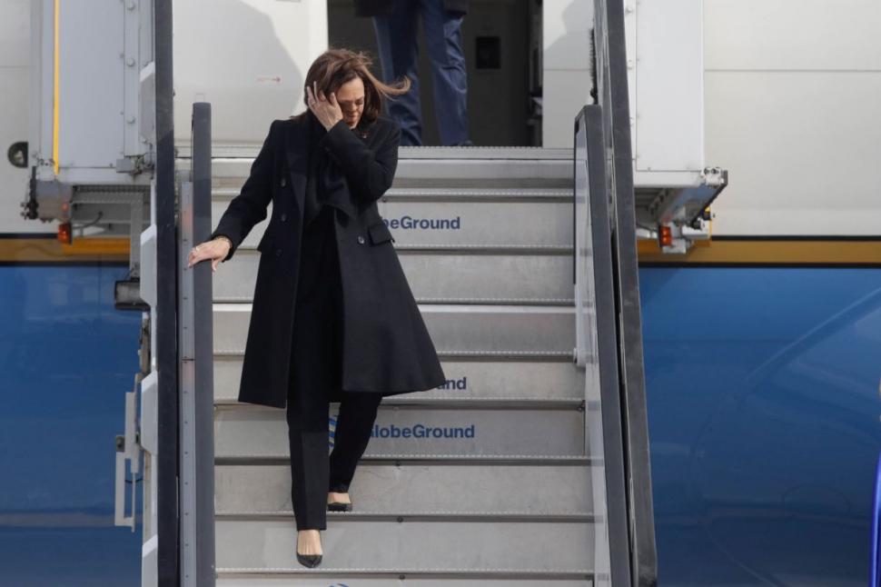 Vicepreședintele SUA, Kamala Harris, și președintele României, Klaus Iohannis, întâlnire istorică, la Palatul Cotroceni | Editie eveniment la Antena 3 755732