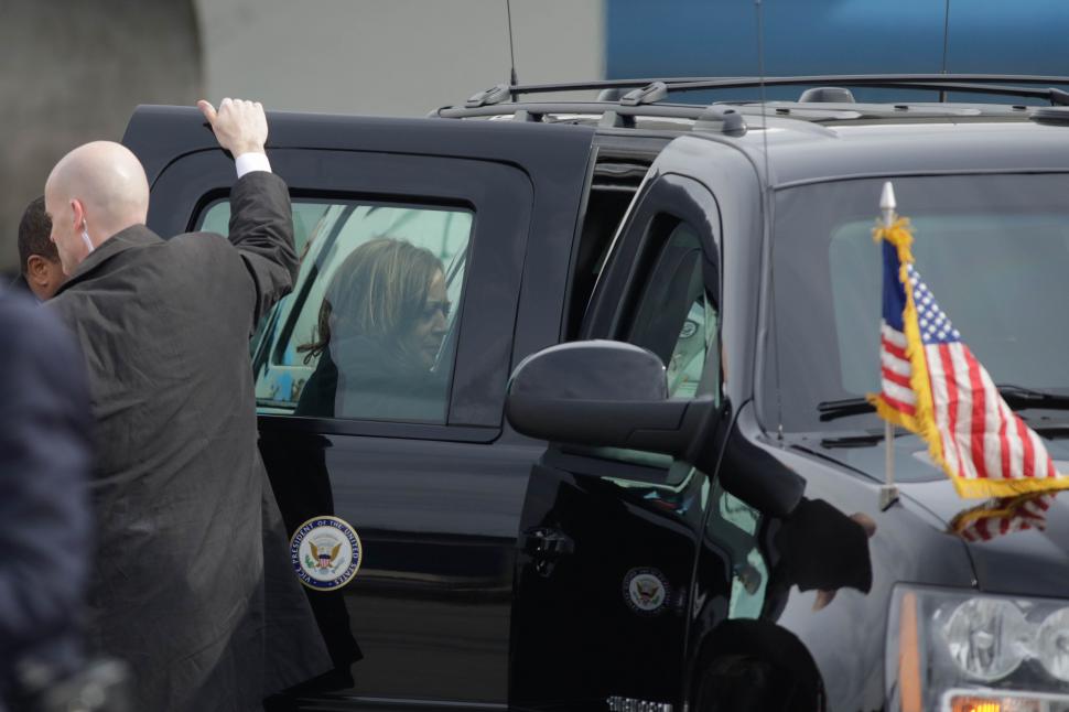 Vicepreședintele SUA, Kamala Harris, și președintele României, Klaus Iohannis, întâlnire istorică, la Palatul Cotroceni | Editie eveniment la Antena 3 755737