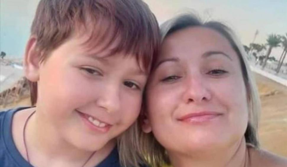 Marina și fiul ei, Ivan, au fost uciși de ruși chiar când încercau să se salveze. Au fost înmormântați în curtea blocului în care au locuit, din Irpin 756096