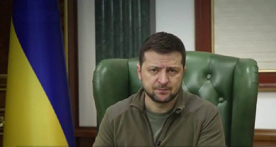 Rusia a piratat un post TV ucrainean și a difuzat un mesaj fals de capitulare a lui Zelenski 