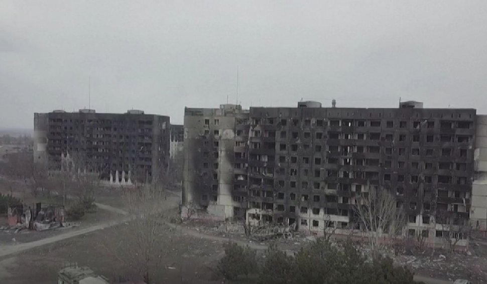 Mariupol: clădirile rămase în picioare sunt ruine înnegrite și pustii | Atac feroce al rușilor la Mykolaiv