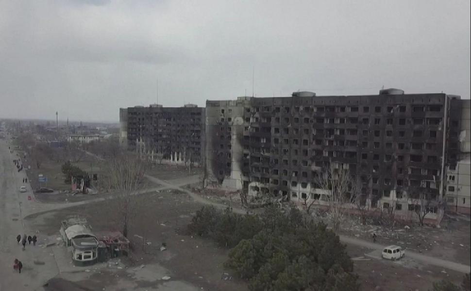 Mariupol: clădirile rămase în picioare sunt ruine înnegrite și pustii | Atac feroce al rușilor la Mykolaiv 756997