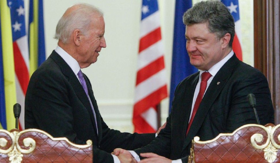 Fostul președinte ucrainean, Petro Poroshenko, îl invită pe Joe Biden în Ucraina