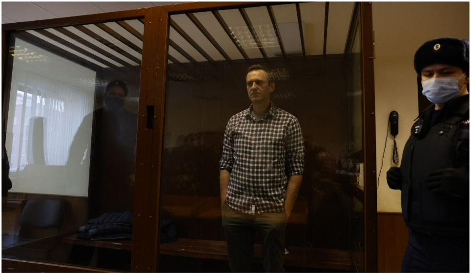 Aleksei Navalnîi, liderul opoziției de la Kremlin, găsit vinovat de fraudă pe scară largă de instanța rusă