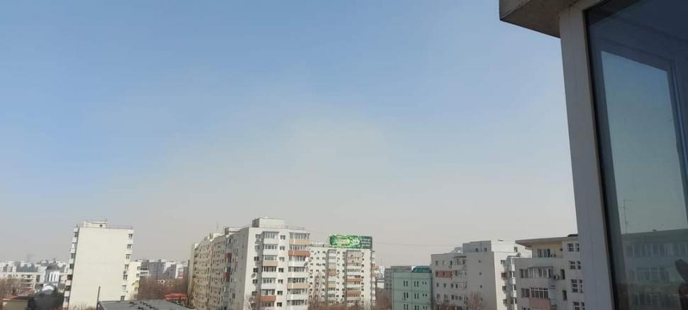 Norii de praf din Bărăgan au ajuns în Bucureşti. Cum arată Capitala în aceste momente 757421