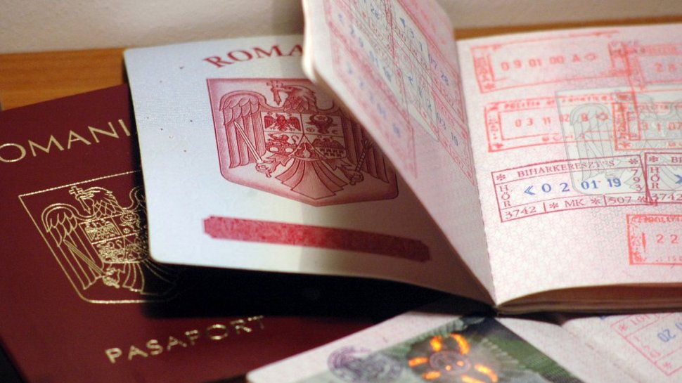 Programările la paşapoarte, scoase la vânzare pe internet. Avertismentul autorităţilor