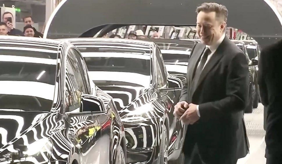 Elon Musk a inaugurat dansând prima fabrică Tesla din Europa, în Germania