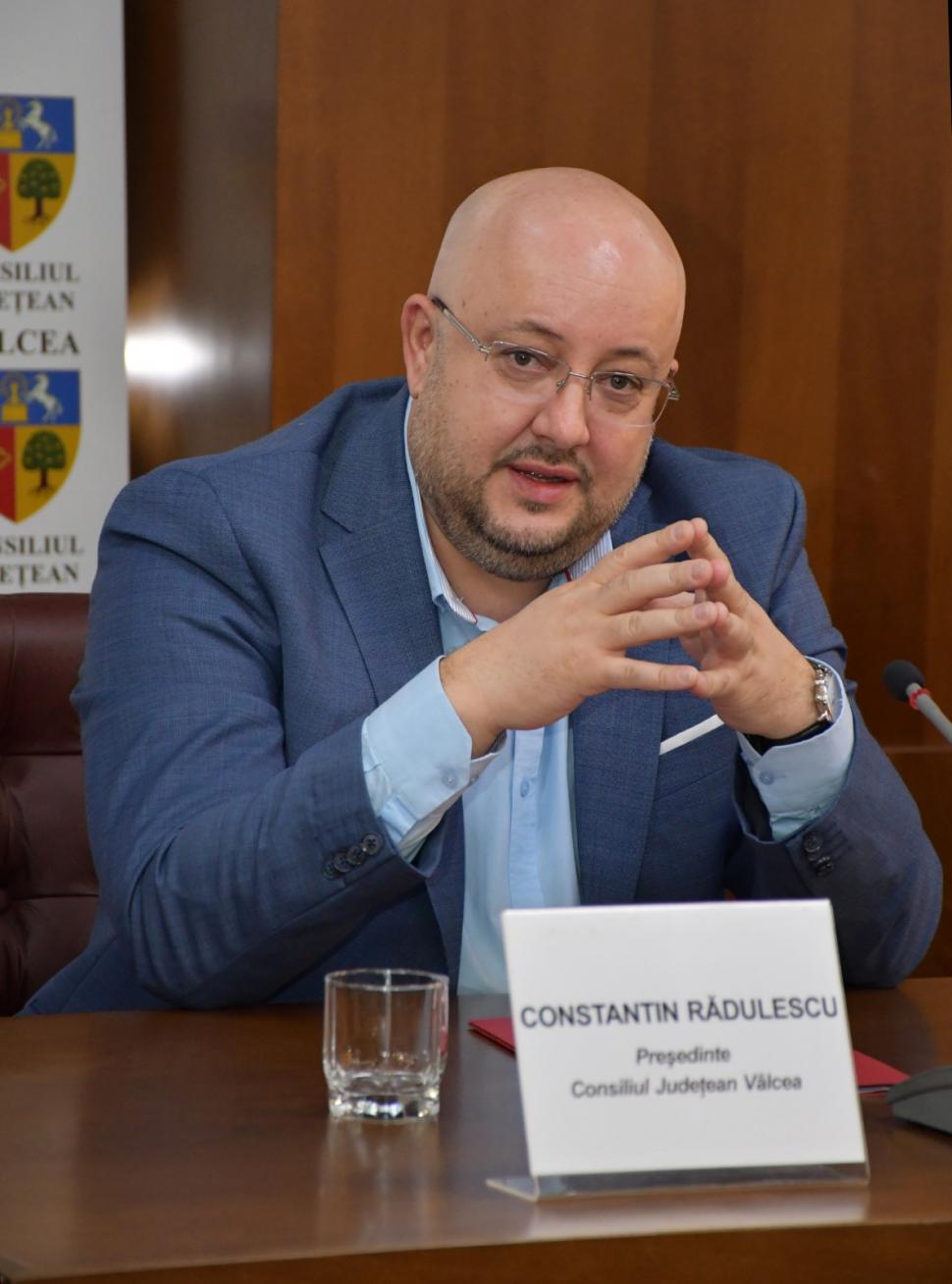 Încep lucrările la Secțiunea 2 Boița - Cornetu a autostrăzii Sibiu-Pitești. Anunțul făcut de președintele CJ Vâlcea 757854