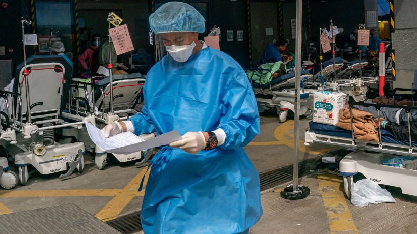 Un virus similar cu Ebola a apărut în Europa. Rata de mortalitate este de 40%