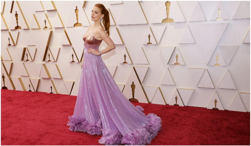 Cele mai spectaculoase ținute pe covorul roșu la Oscar 2022 | Ce au purtat vedetele 758384