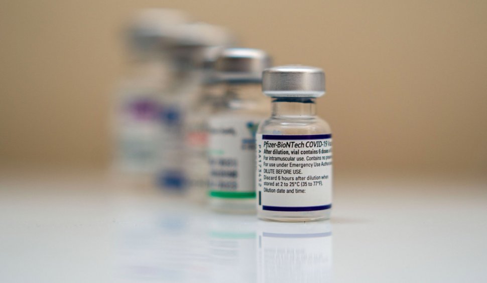 FDA a autorizat doza a patra pentru vaccinul Pfizer-BioNTech