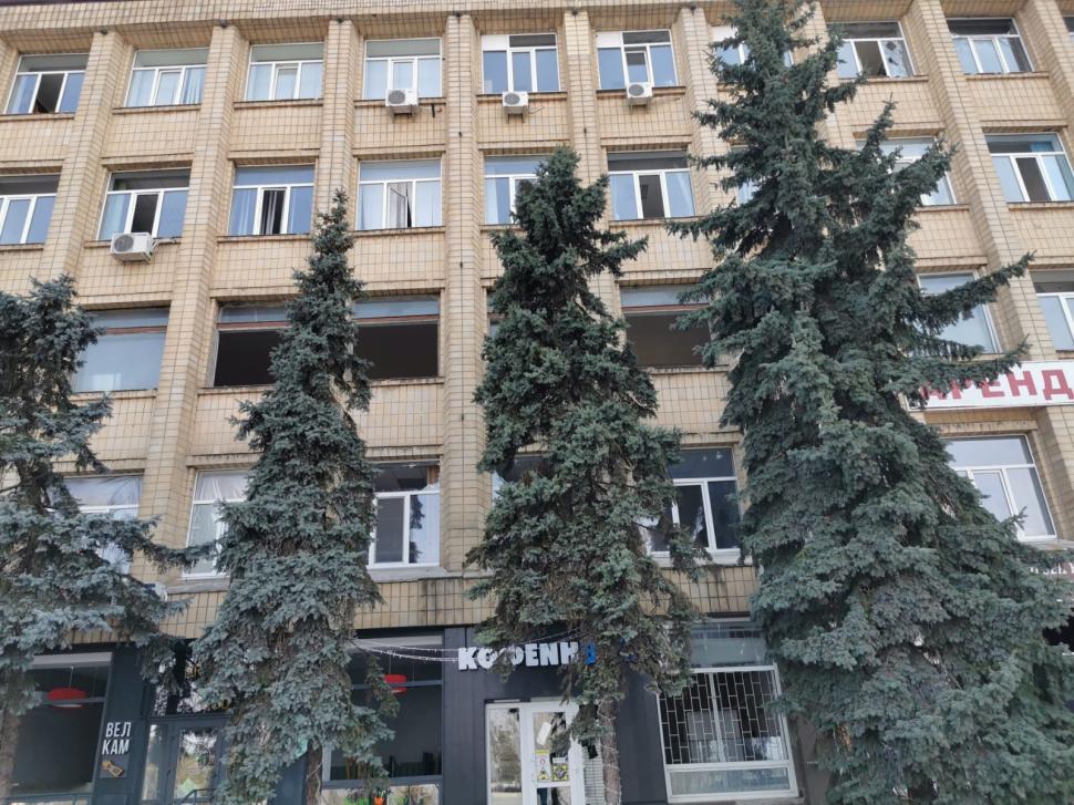 Imaginile dezastrului din Nicolaev |12 morți și 33 de răniți după ce proiectilele rusești au lovit o clădire administrativă 759011