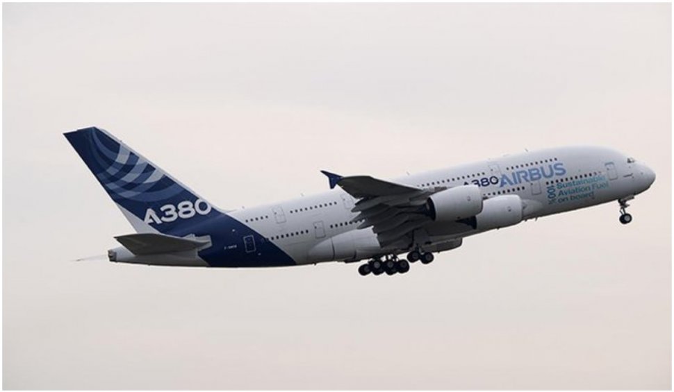Un superjumbo Airbus A380 a finalizat două zboruri alimentat cu ulei de gătit